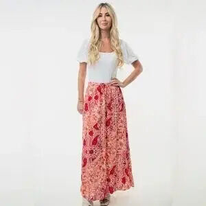 White Birch Full Size High Waisted Floral Woven Skirt